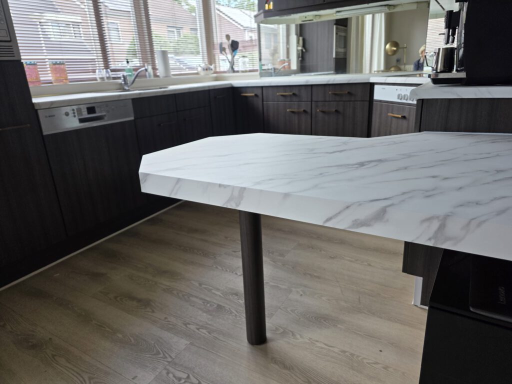 keukenwrap, keuken, interieurwrap, interieurfolie, inspiratie keuken, sign, twente, signklus, voordelen keukenwrap, keuken wrappen, kosten keukenwrap