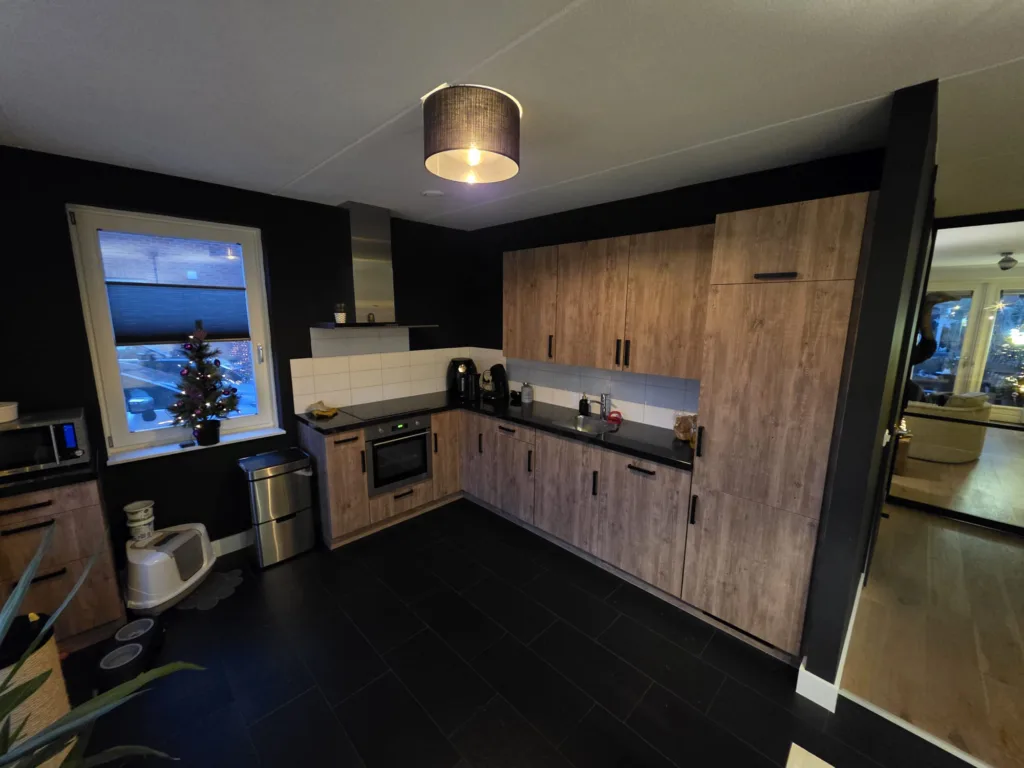 keukenwrap, keukenrenovatie, nieuwe fronten, keuken, keuken plakken, interieurfolie, voordelen, kosten